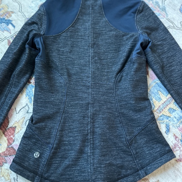 Lululemon Forme Jacket Size 4/XS - Picture 3 of 5